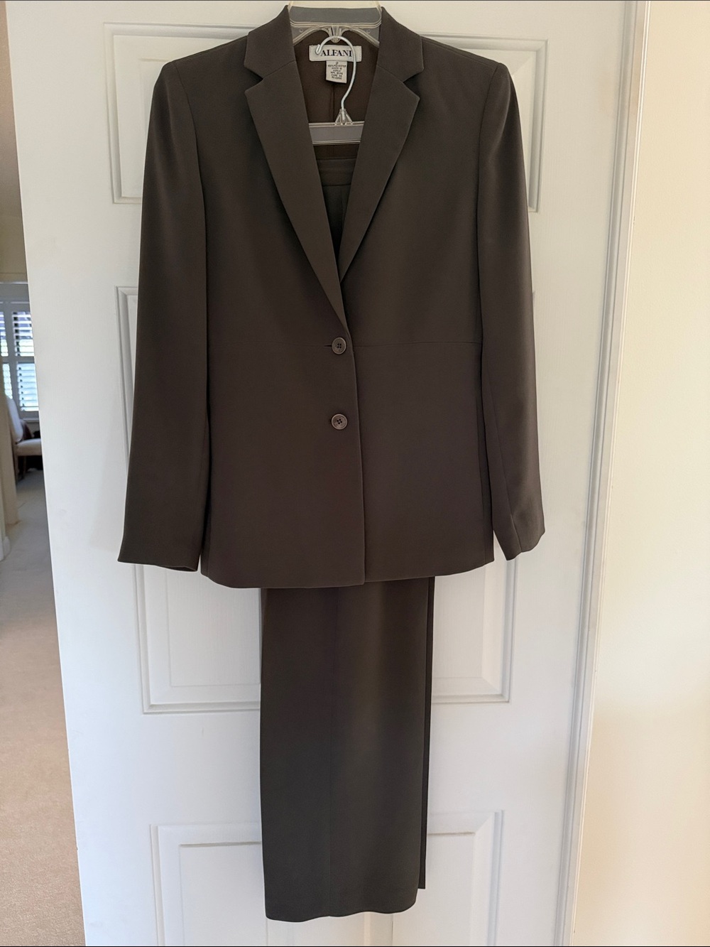 Alfani Women’s Olive Fully Lined Two-Button Pant Suit - Size 2